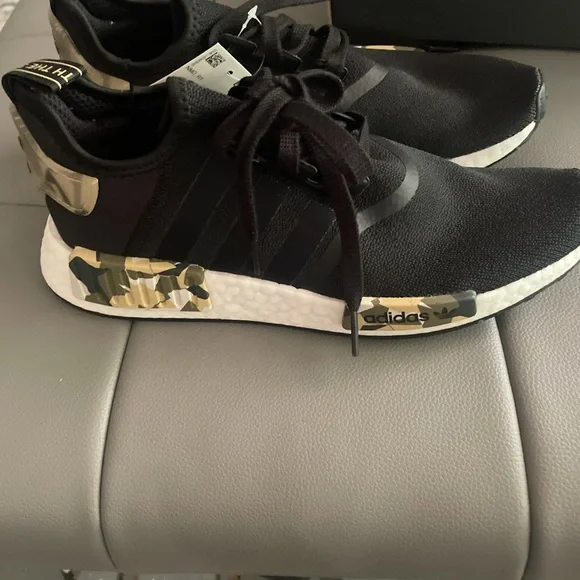 adidas gazelle silver green womens Adidas NMD R1 Mens White/Black Trainers  Sport It First